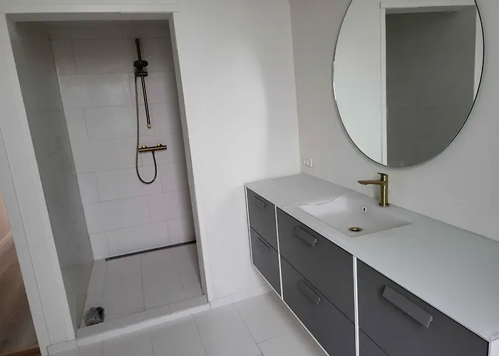 With Views Close To The Sea In * Allinge-Sandvig