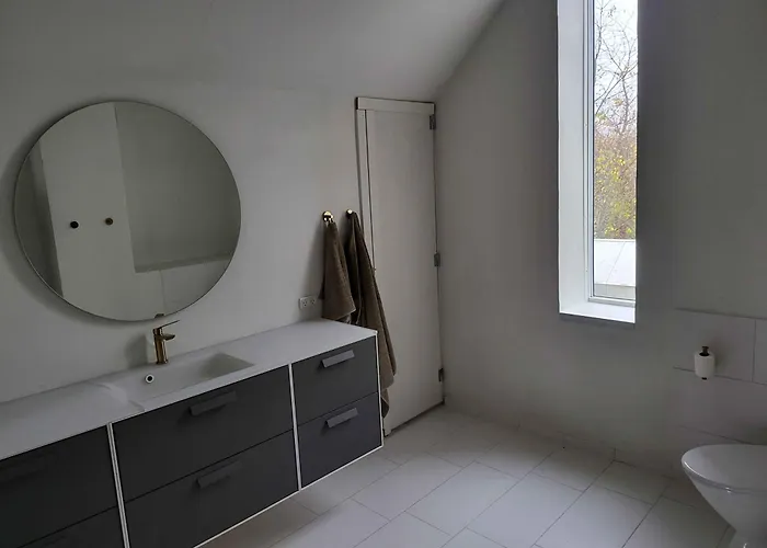 Apartamento With Views Close To The Sea In